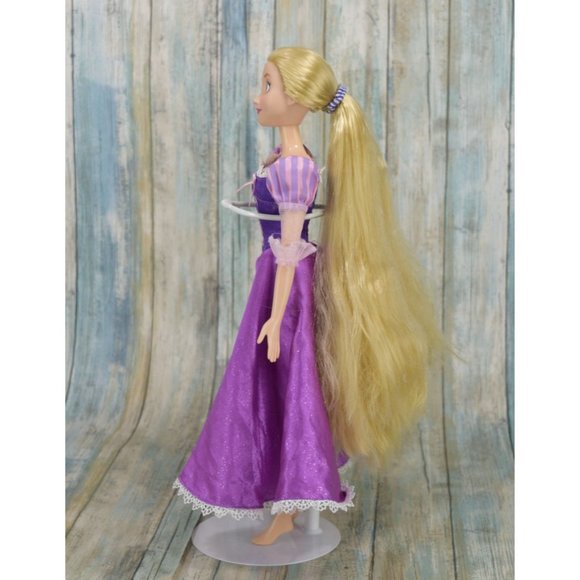 RARE Disney Store Tangled Rapunzel 16" Singing Doll 🎵When Will My Life Begin🎵 - Picture 3 of 12